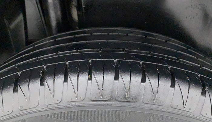 2021 Maruti Vitara Brezza ZXI PLUS, Petrol, Manual, 50,065 km, Right Rear Tyre Tread