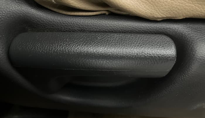 2014 Honda City 1.5L I-VTEC S MT, Petrol, Manual, 80,151 km, Driver Side Adjustment Panel