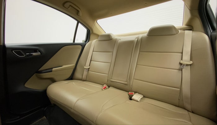 2018 Honda City 1.5L I-VTE V CVT, Petrol, Automatic, 90,583 km, Right Side Rear Door Cabin
