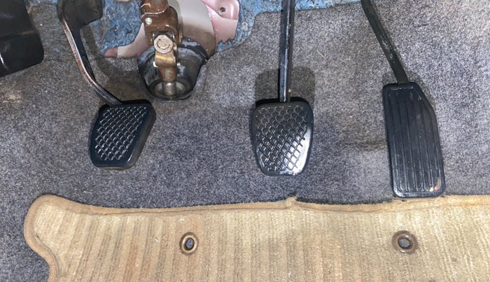 2017 Honda Amaze 1.2L I-VTEC S, Petrol, Manual, 91,927 km, Pedals