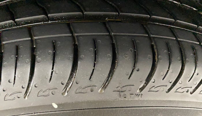 2018 Hyundai Elite i20 ASTA 1.2, Petrol, Manual, 83,985 km, Left Rear Tyre Tread