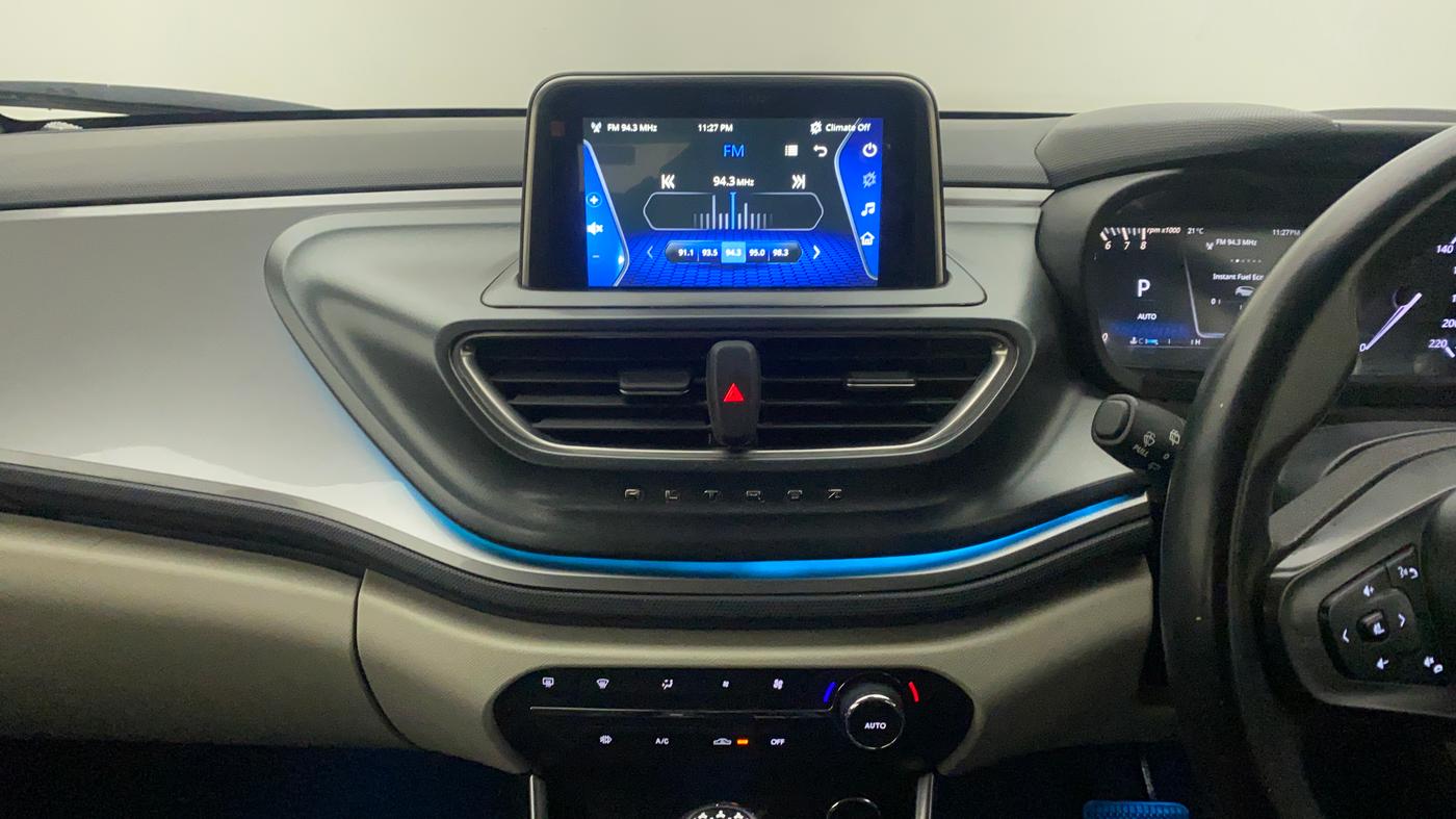 2022 Tata ALTROZ XZA PLUS, Petrol, Automatic, 18,541 km, Air Conditioner