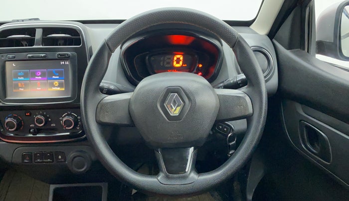 2017 Renault Kwid 1.0 RXT Opt, Petrol, Manual, 73,010 km, Steering Wheel Close Up