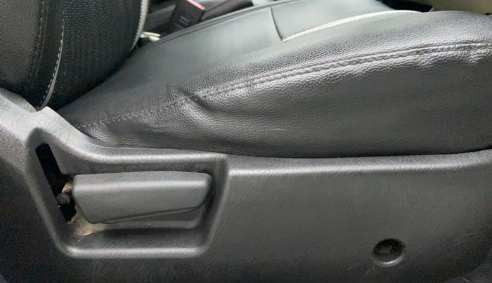 2021 Maruti Alto LXI, Petrol, Manual, 7,147 km, Driver Side Adjustment Panel