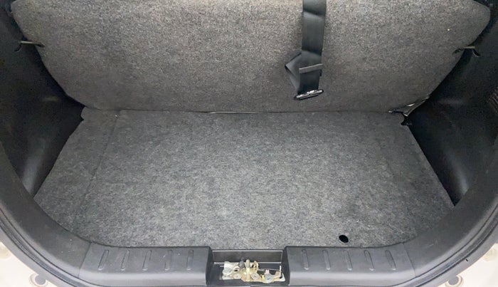 2021 Maruti Alto LXI, Petrol, Manual, 7,147 km, Boot Inside