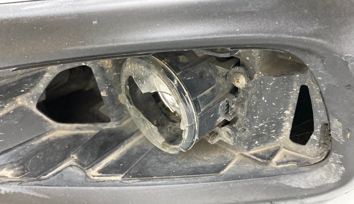 2016 Maruti S Cross ZETA 1.3, Diesel, Manual, 87,446 km, Left fog light - Minor damage