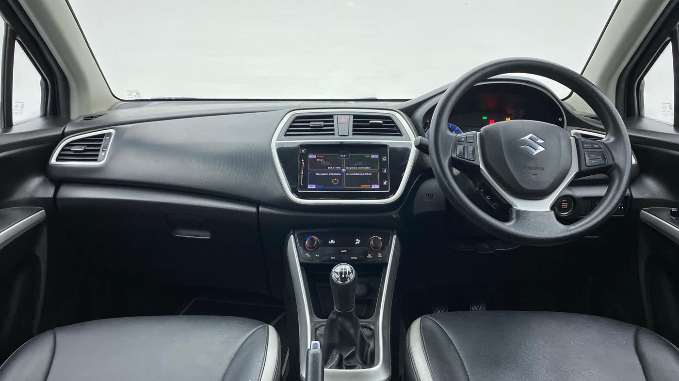 2016 Maruti S Cross ZETA 1.3, Diesel, Manual, 87,446 km, Dashboard