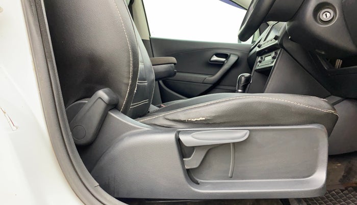2021 Volkswagen Polo HIGHLINE PLUS 1.0L TSI AT, Petrol, Automatic, 44,004 km, Driver Side Adjustment Panel