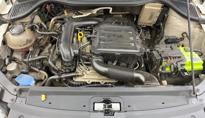 2021 Volkswagen Polo HIGHLINE PLUS 1.0L TSI AT, Petrol, Automatic, 44,004 km, Engine View