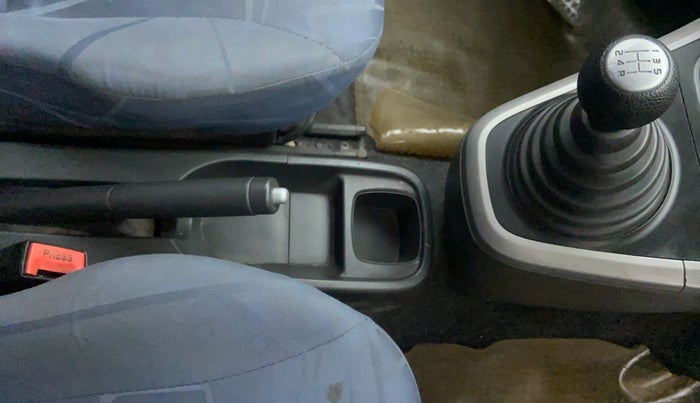 2011 Maruti Ritz ZXI, Petrol, Manual, 39,616 km, Gear Lever