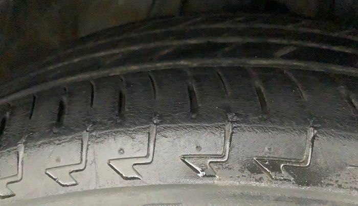 2017 Honda WR-V 1.2L I-VTEC VX MT, Petrol, Manual, 26,623 km, Right Front Tyre Tread