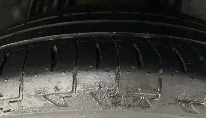2017 Honda WR-V 1.2L I-VTEC VX MT, Petrol, Manual, 26,623 km, Left Rear Tyre Tread