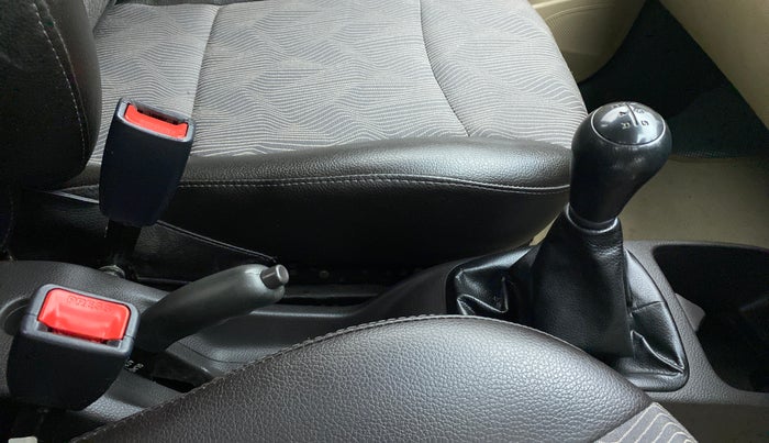 2012 Hyundai Eon ERA +, Petrol, Manual, 29,773 km, Gear Lever