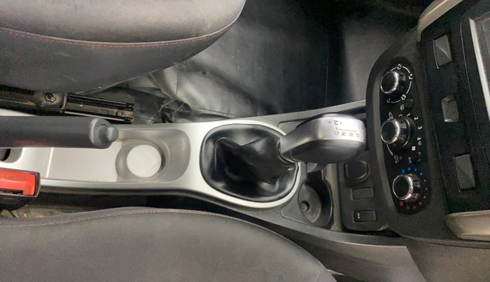 2018 Renault Duster RXS CVT, Petrol, Automatic, 1,43,526 km, Gear Lever