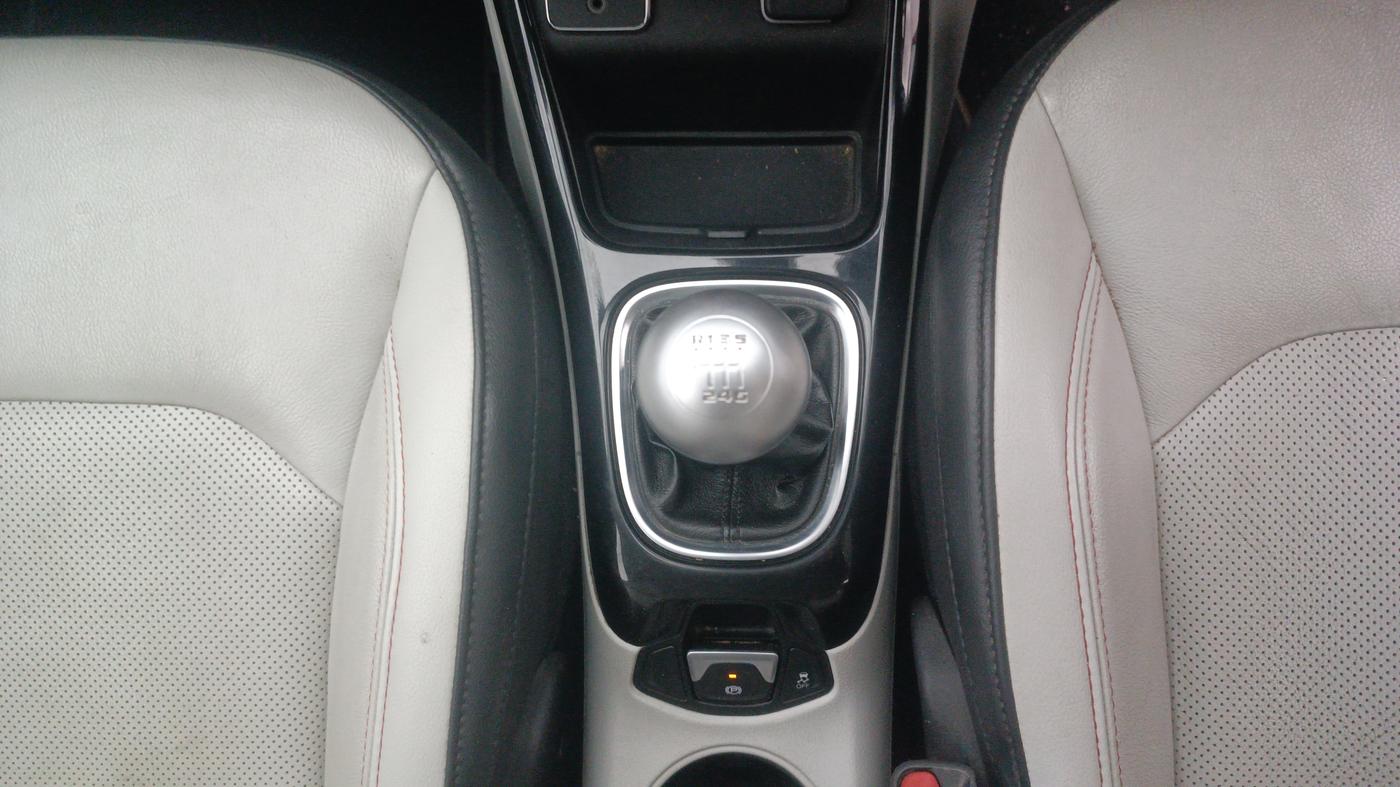 2017 Jeep Compass LIMITED 2.0 DIESEL, Diesel, Manual, 1,02,290 km, Gear Lever