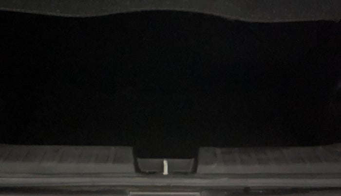 2017 Maruti Baleno DELTA PETROL 1.2, Petrol, Manual, 54,734 km, Boot Inside