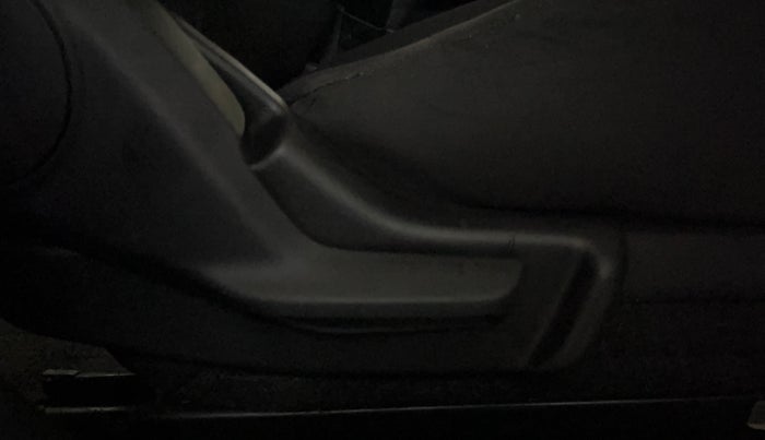 2017 Maruti Baleno DELTA PETROL 1.2, Petrol, Manual, 54,734 km, Driver Side Adjustment Panel