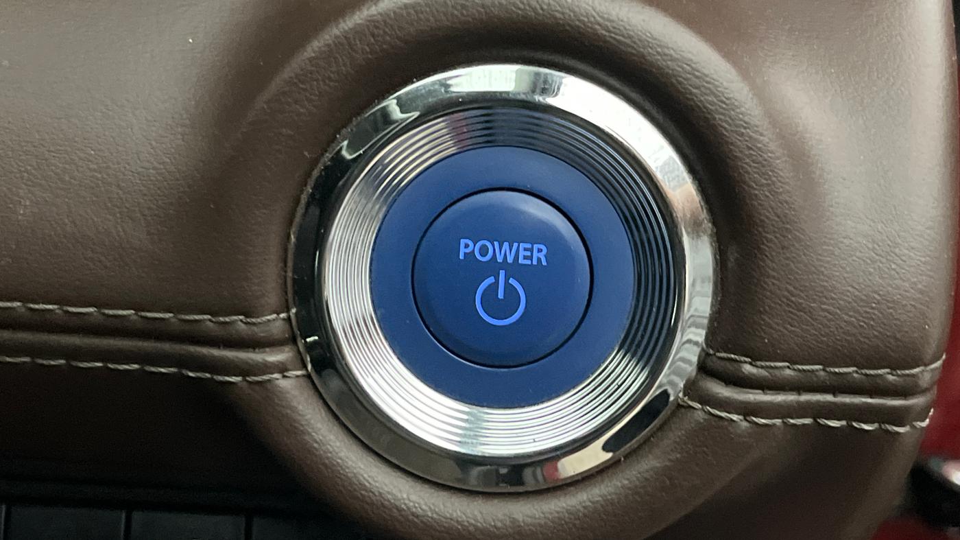 2023 Toyota URBAN CRUISER HYRYDER V HYBRID, Hybrid, Automatic, 69,429 km, Keyless Start/ Stop Button