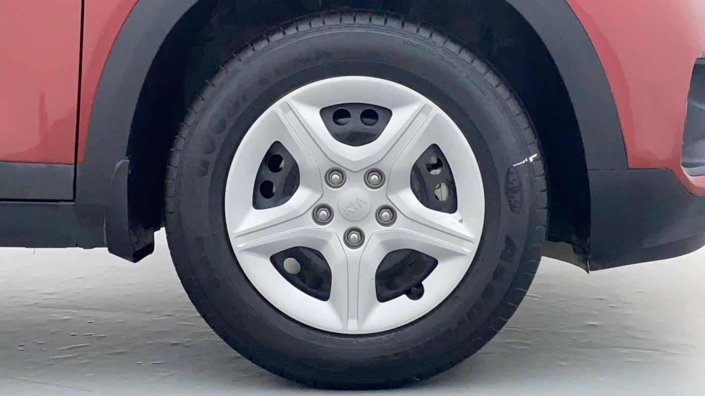 2020 KIA SELTOS HTK 1.5 PETROL, Petrol, Manual, 8,026 km, Right Front Wheel
