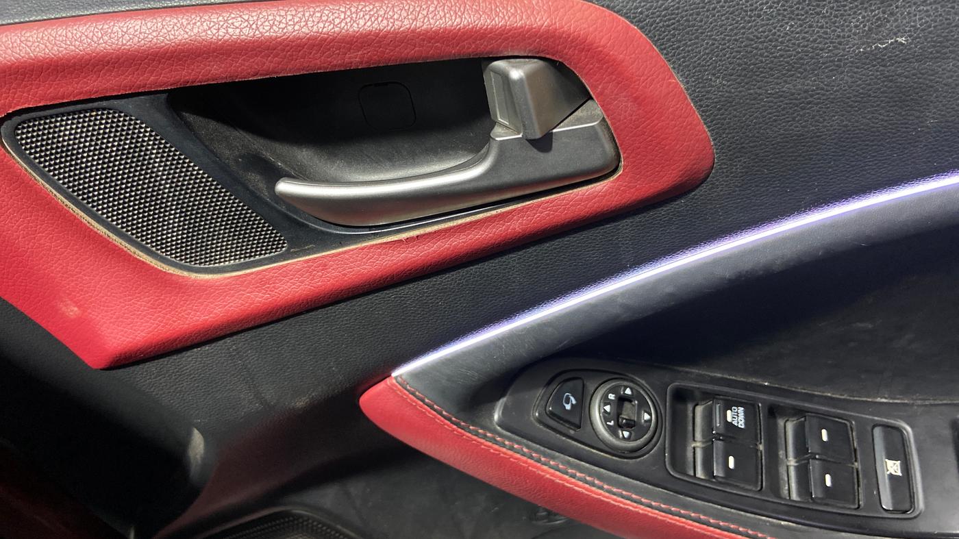 2019 Hyundai Elite i20 SPORTZ PLUS 1.2, CNG, Manual, 87,030 km, Driver Side Door Panels Control