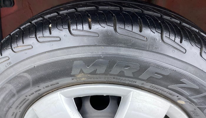 2013 Maruti Alto 800 VXI, Petrol, Manual, 41,098 km, Left Front Tyre Tread