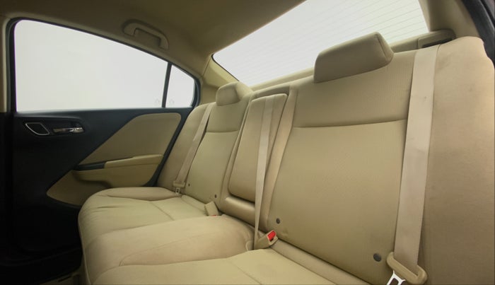 2018 Honda City V MT PETROL, Petrol, Manual, 41,675 km, Right Side Rear Door Cabin