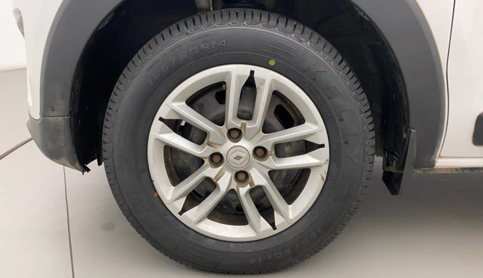 2019 Renault TRIBER RXT, Petrol, Manual, 50,993 km, Left Front Wheel