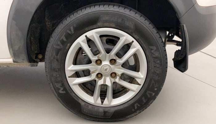 2019 Renault TRIBER RXT, Petrol, Manual, 50,993 km, Left Rear Wheel