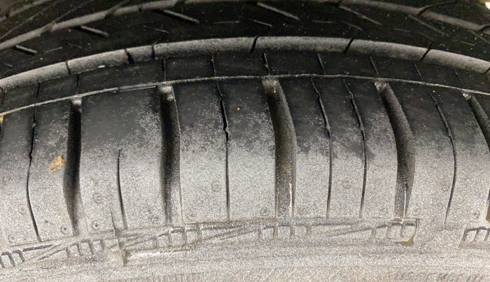 2016 Hyundai Grand i10 MAGNA 1.2 KAPPA VTVT, Petrol, Manual, 77,055 km, Left Rear Tyre Tread