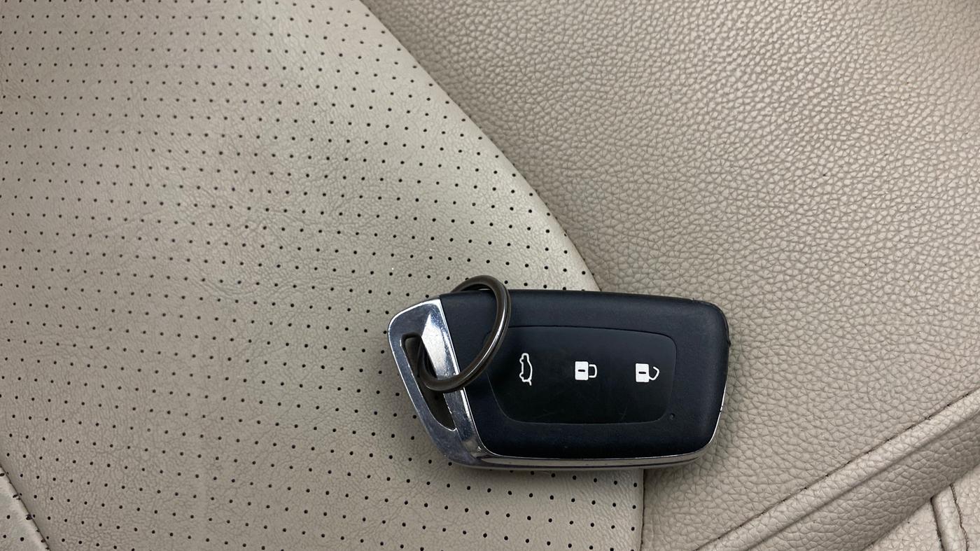 2023 MG HECTOR SAVVY PRO 1.5 TURBO CVT PETROL, Petrol, Automatic, 55,142 km, Key Close Up