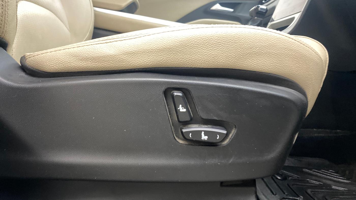 2023 MG HECTOR SAVVY PRO 1.5 TURBO CVT PETROL, Petrol, Automatic, 55,142 km, Driver Side Adjustment Panel
