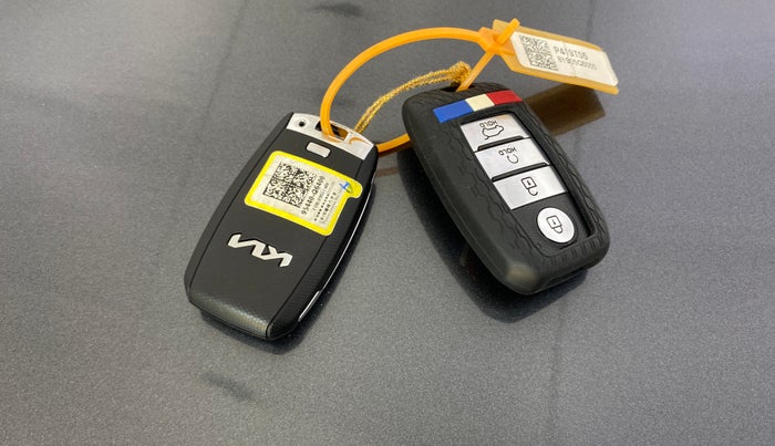 2022 KIA SELTOS HTK PLUS 1.5 DIESEL IMT, Diesel, Manual, 42,957 km, Key Close Up