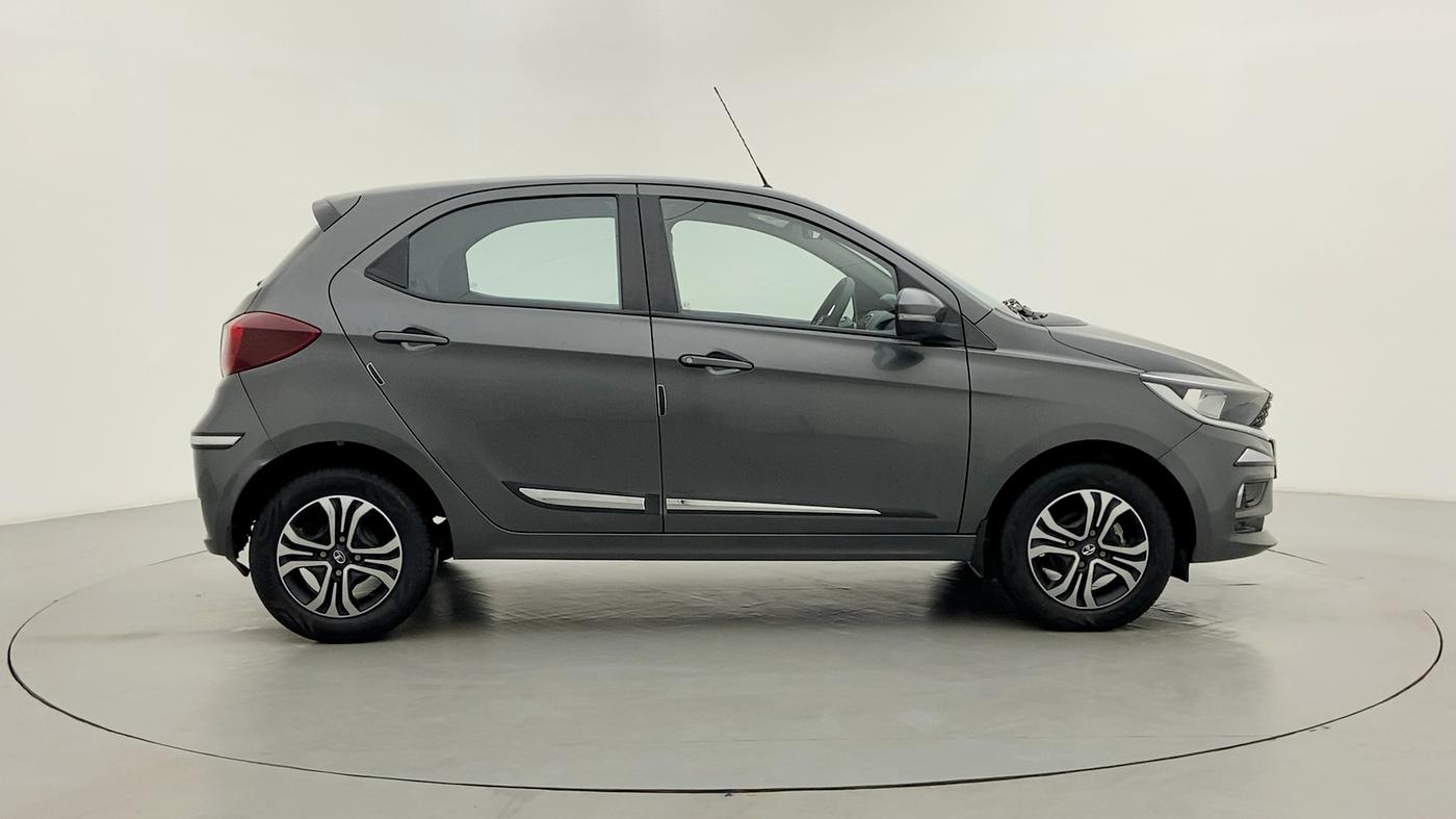 2021 Tata Tiago XZ 1.2 REVOTRON, Petrol, Manual, 16,789 km, Right Side View