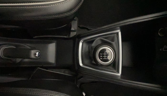 2019 Nissan Kicks XL DIESEL, Diesel, Manual, 1,01,126 km, Gear Lever