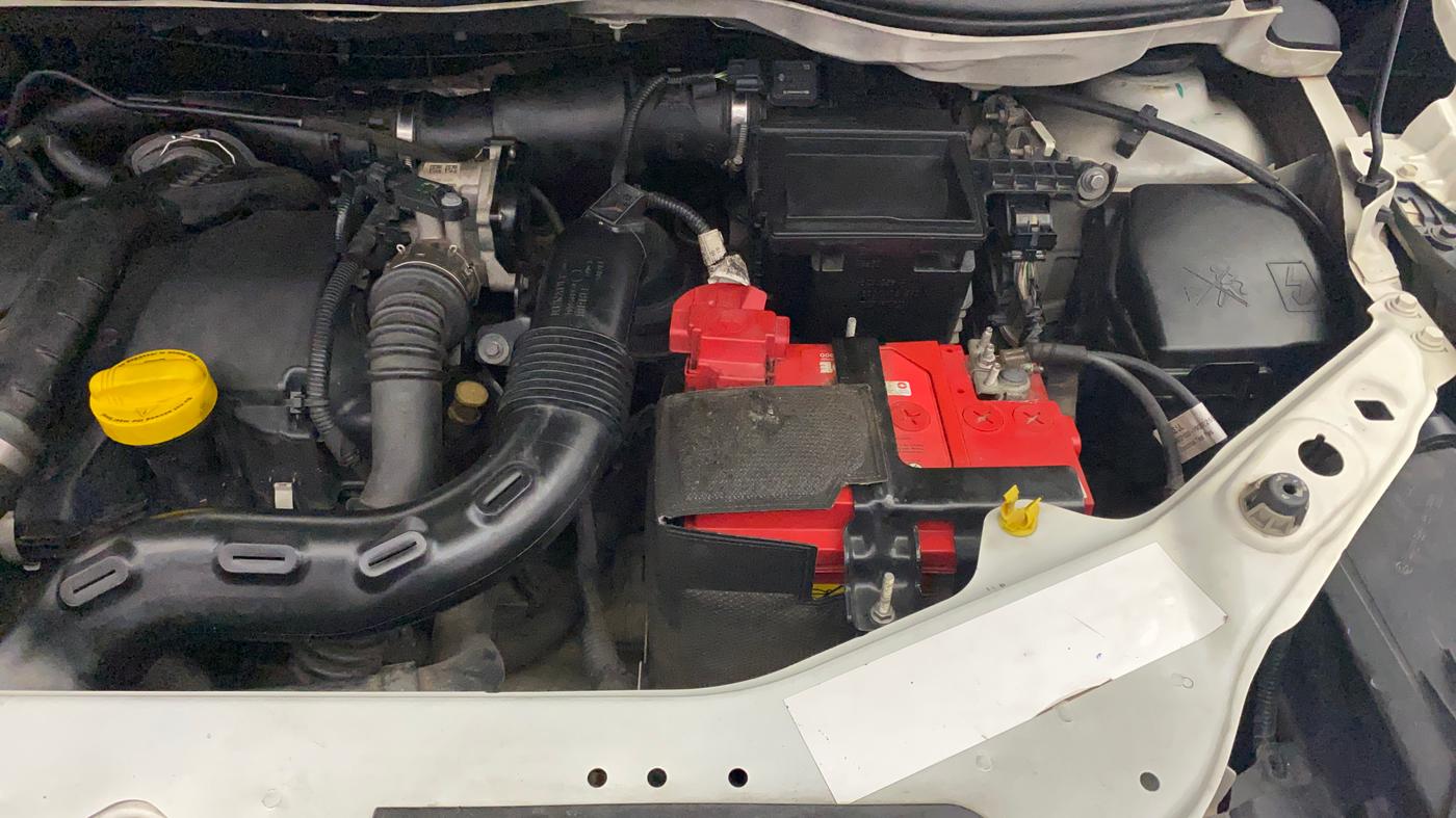 2019 Nissan Kicks XL DIESEL, Diesel, Manual, 1,01,126 km, Engine View - Left