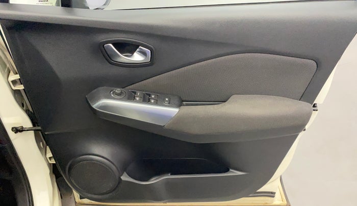 2019 Nissan Kicks XL DIESEL, Diesel, Manual, 1,01,126 km, Driver Side Door Panels Control