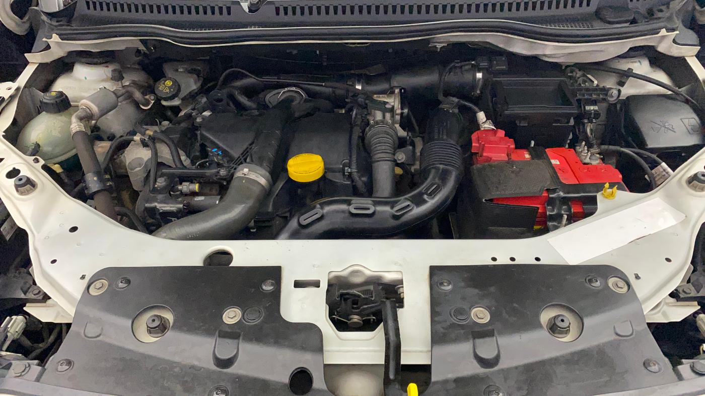 2019 Nissan Kicks XL DIESEL, Diesel, Manual, 1,01,126 km, Engine View