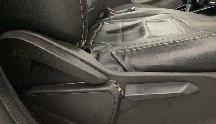 2015 Ford Ecosport TITANIUM 1.5L PETROL AT, Petrol, Automatic, 75,297 km, Driver Side Adjustment Panel