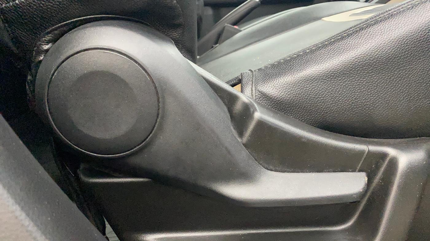 2021 Maruti New Wagon-R VXI 1.2, Petrol, Manual, 84,315 km, Driver Side Adjustment Panel