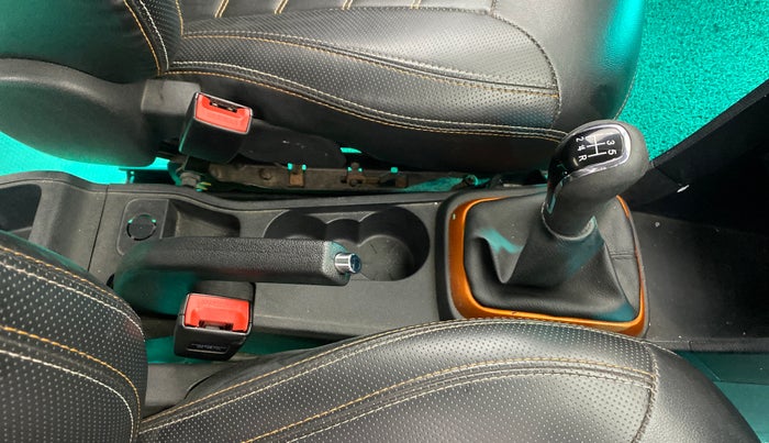 2018 Tata TIAGO NRG PETROL, Petrol, Manual, 1,17,010 km, Gear Lever