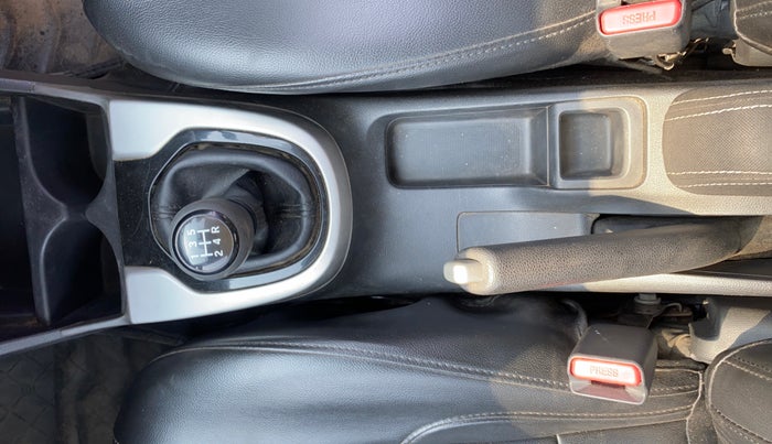 2017 Honda WR-V 1.2L I-VTEC VX MT, Petrol, Manual, 91,358 km, Gear Lever