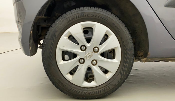 2011 Hyundai i10 MAGNA 1.2, Petrol, Manual, 74,237 km, Right Rear Wheel