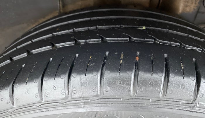 2019 Hyundai Elite i20 ASTA 1.2 (O), Petrol, Manual, 22,319 km, Left Rear Tyre Tread