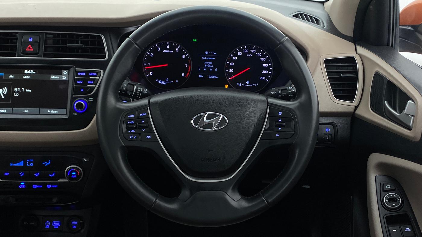 2019 Hyundai Elite i20 ASTA 1.2 (O), Petrol, Manual, 22,319 km, Steering Wheel Close Up