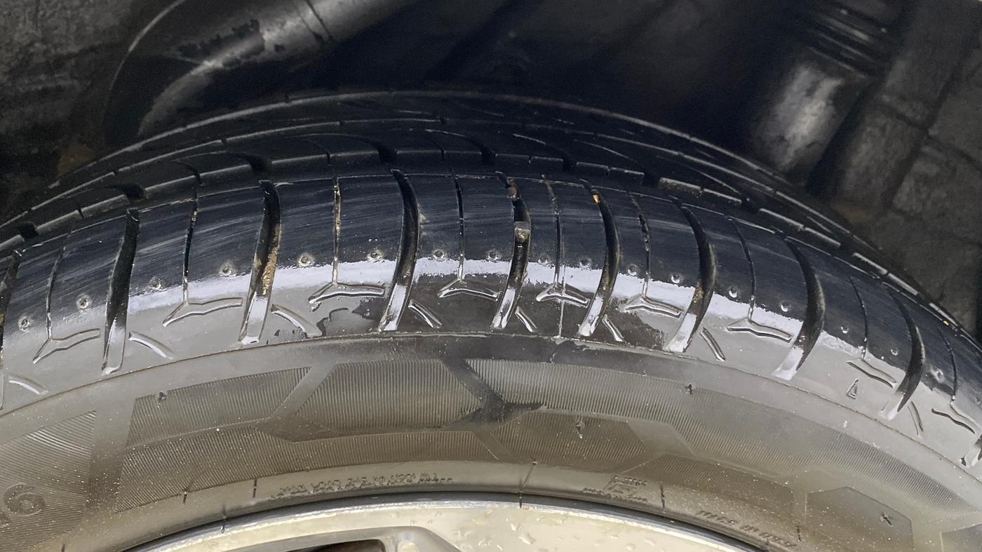 2019 Hyundai Verna 1.6 VTVT SX + AT, Petrol, Automatic, 47,759 km, Left Rear Tyre Tread