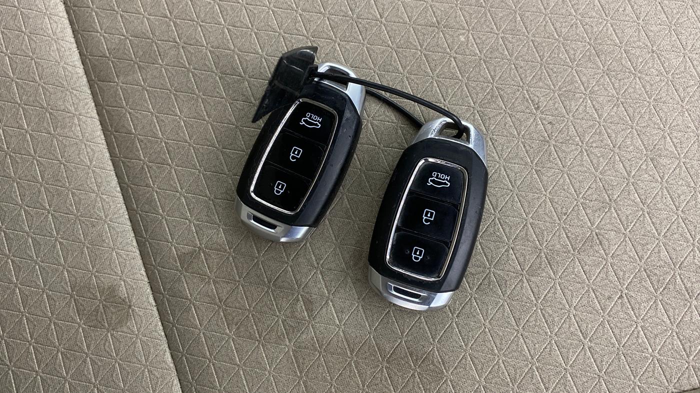 2019 Hyundai Verna 1.6 VTVT SX + AT, Petrol, Automatic, 47,759 km, Key Close Up