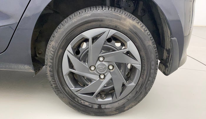2022 Hyundai NEW I20 MAGNA 1.2 MT, Petrol, Manual, 32,881 km, Left Rear Wheel