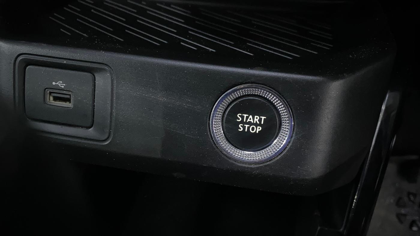 2021 Renault Kiger RXT AMT, Petrol, Automatic, 32,218 km, Keyless Start/ Stop Button