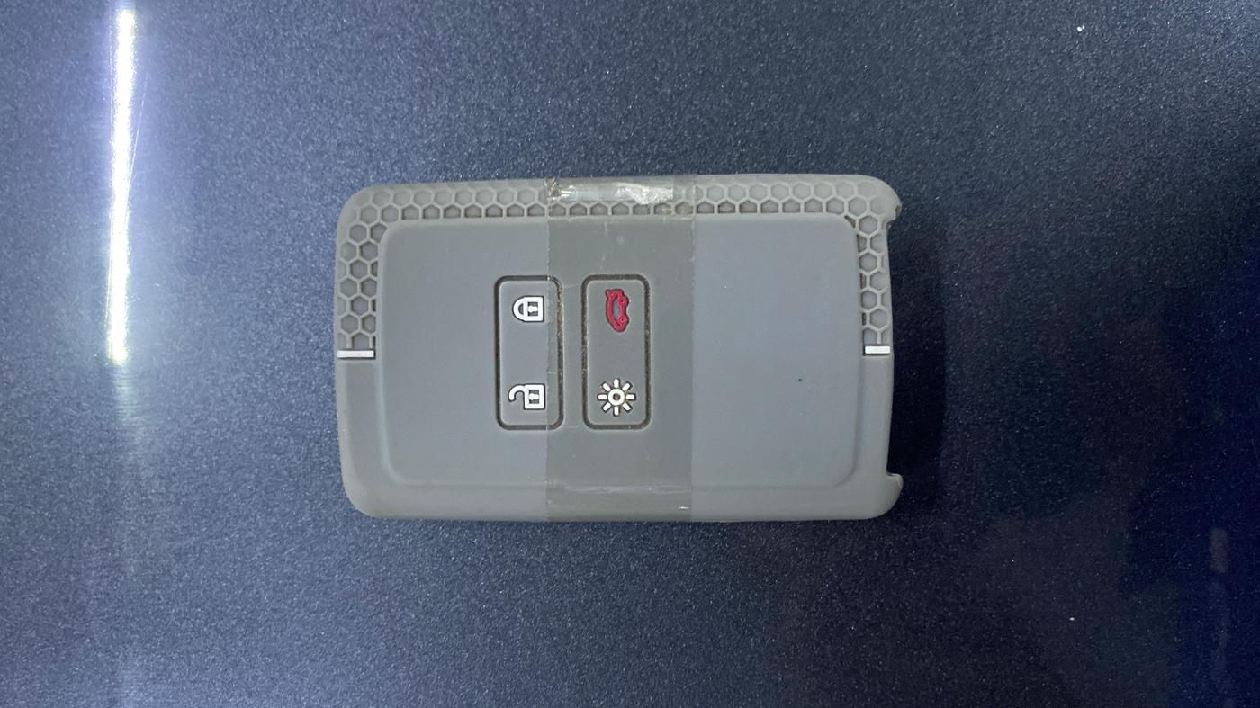 2021 Renault Kiger RXT AMT, Petrol, Automatic, 32,218 km, Key Close Up