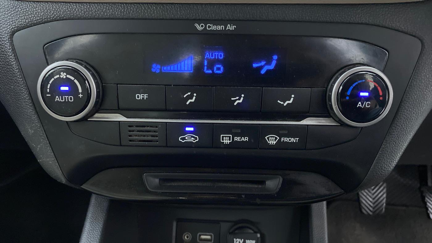 2016 Hyundai Elite i20 SPORTZ 1.2, Petrol, Manual, 74,062 km, Automatic Climate Control
